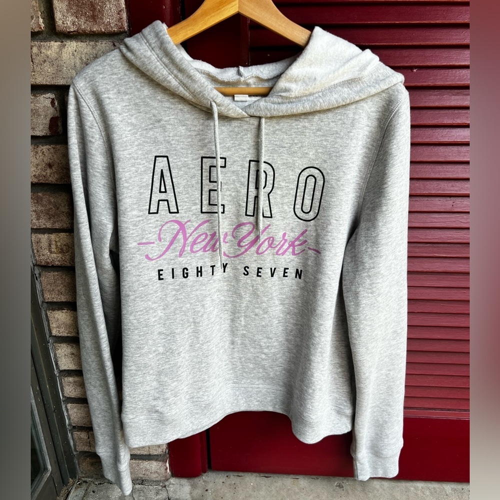 Aeropostale women’s large Light Gray Hoodie - Picture 6 of 8